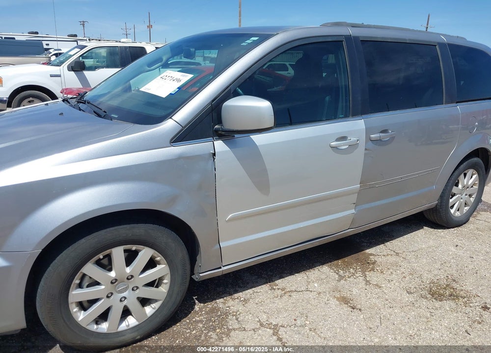 2016 CHRYSLER TOWN & COUNTRY VIN: 2C4RC1BGXGR280685