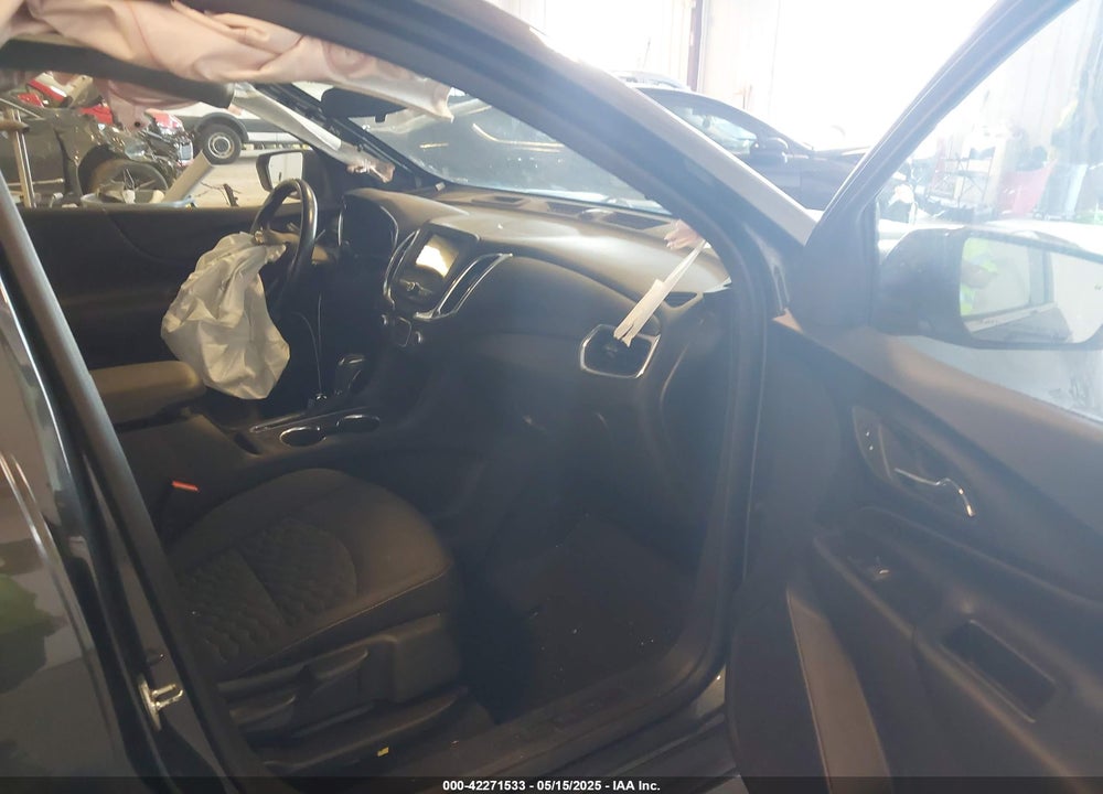2019 CHEVROLET EQUINOX VIN: 3GNAXJEVXKS598594