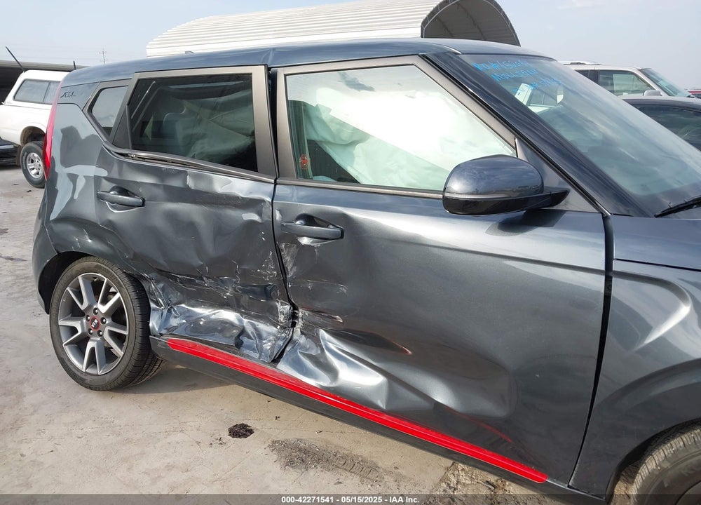 2020 KIA SOUL VIN: KNDJ63AU4L7055326