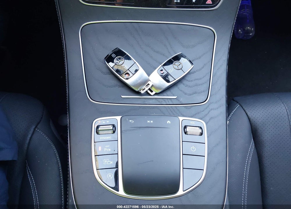 2022 MERCEDES-BENZ E VIN: W1KZF8DB8NB021888