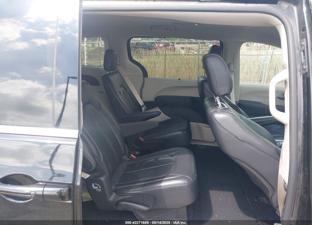 2022 CHRYSLER PACIFICA TOURING L VIN: 2C4RC1BG3NR146081