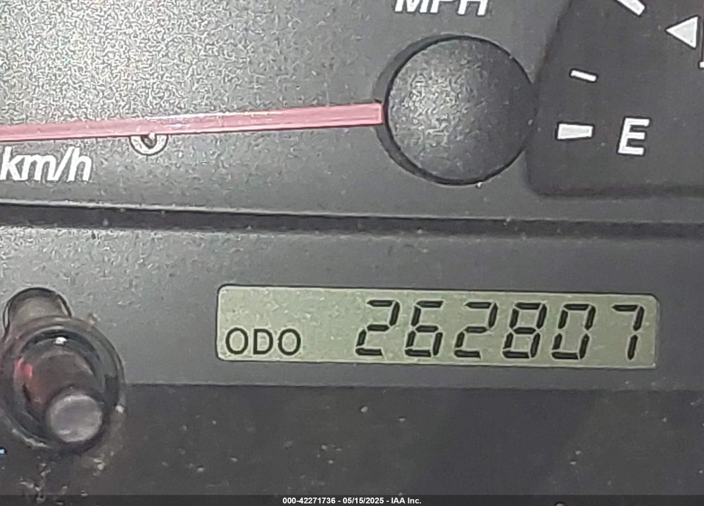 2002 TOYOTA CAMRY LE V6 VIN: 4T1BF30K12U534593