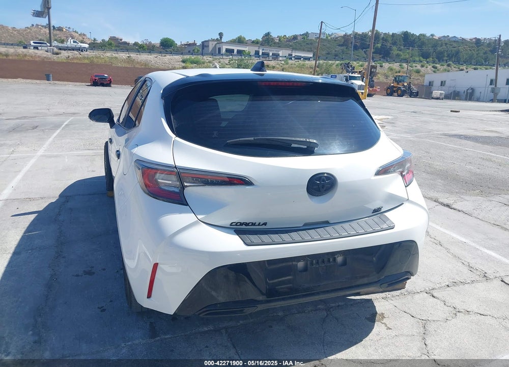 2021 TOYOTA COROLLA VIN: JTND4MBE1M3115180