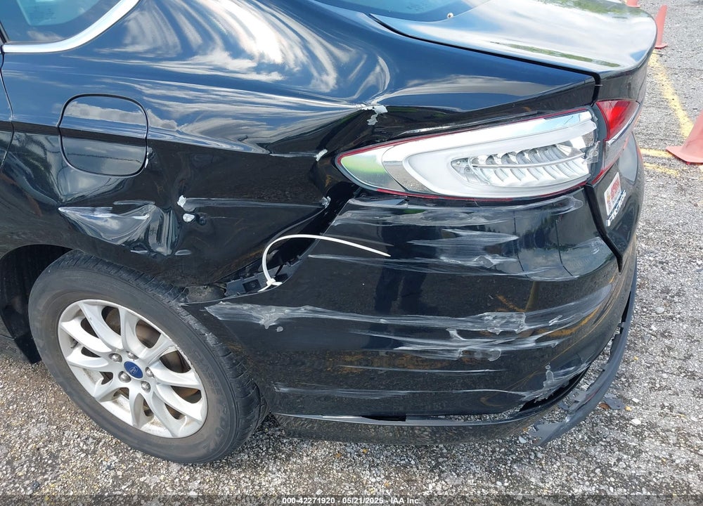 2017 FORD FUSION VIN: 3FA6P0G71HR279548