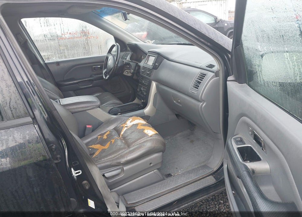2005 HONDA PILOT EX-L VIN: 2HKYF18755H570370