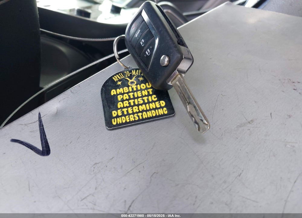 2019 TOYOTA CAMRY VIN: 4T1B11HK2KU853217
