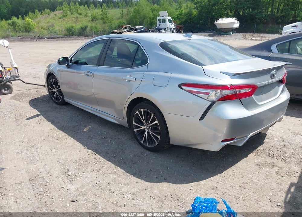 2019 TOYOTA CAMRY VIN: 4T1B11HK2KU853217