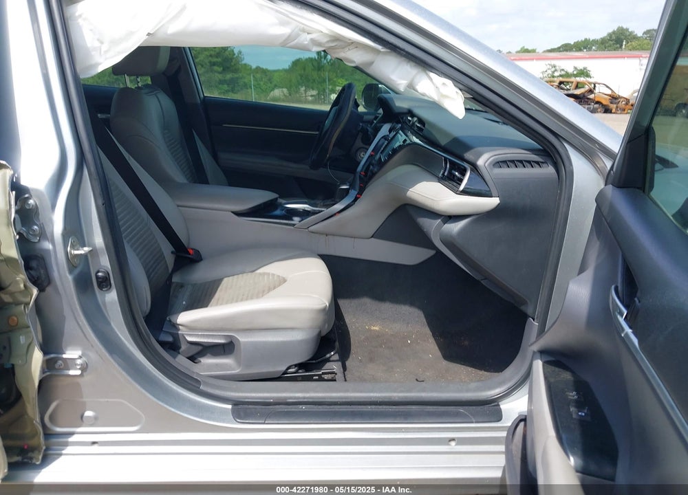 2019 TOYOTA CAMRY VIN: 4T1B11HK2KU853217