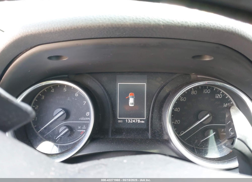 2019 TOYOTA CAMRY VIN: 4T1B11HK2KU853217