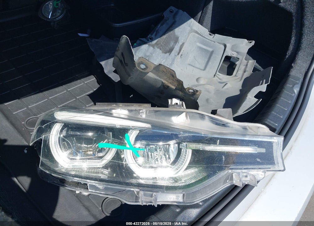 2018 BMW 330I VIN: WBA8B9G57JNU96581