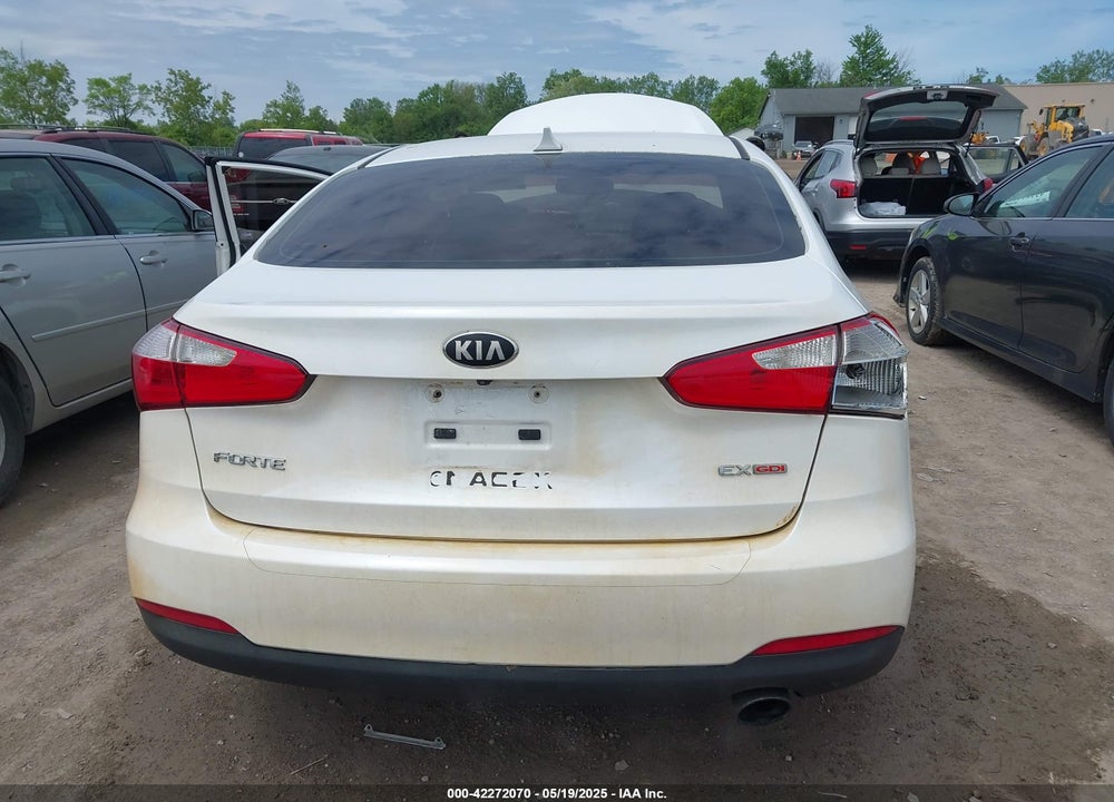 2014 KIA FORTE VIN: KNAFX4A84E5051008