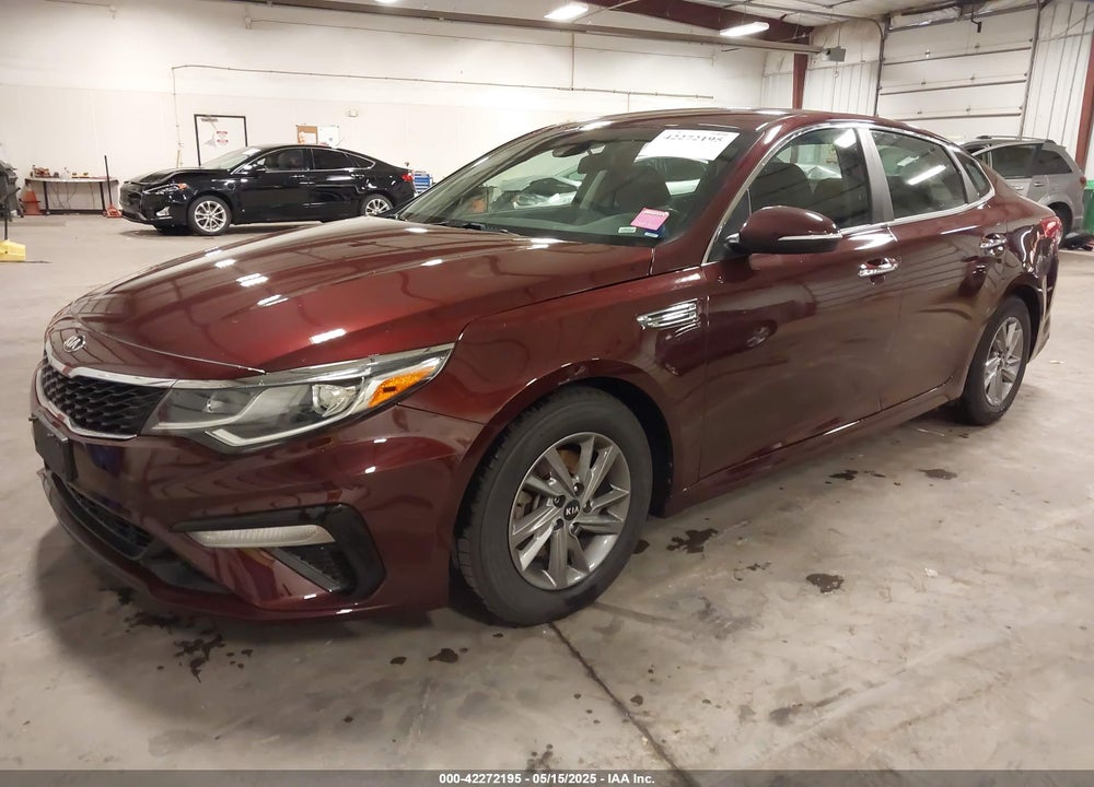 2019 KIA OPTIMA VIN: 5XXGT4L39KG332328