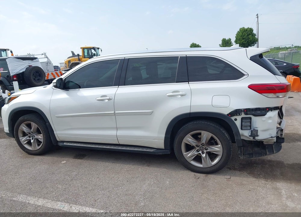 2017 TOYOTA HIGHLANDER LIMITED VIN: 5TDDZRFH9HS389870