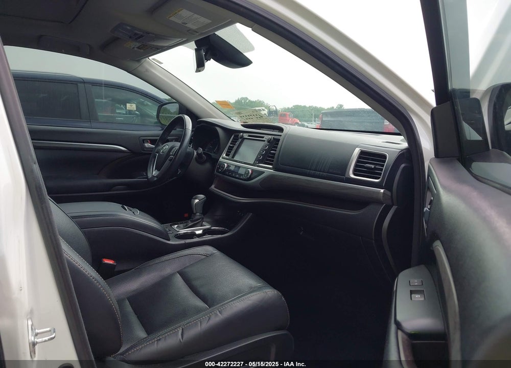 2017 TOYOTA HIGHLANDER LIMITED VIN: 5TDDZRFH9HS389870