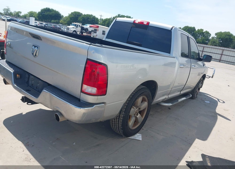 2016 RAM 1500 VIN: 1C6RR6GT4GS220764