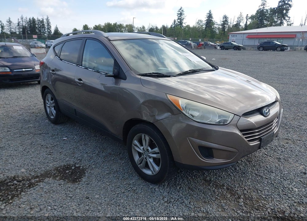 2010 HYUNDAI TUCSON GLS VIN: KM8JU3ACXAU032222