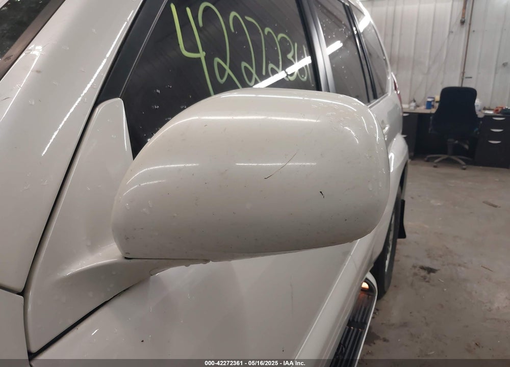 2007 LEXUS GX 470 VIN: JTJBT20X570140528