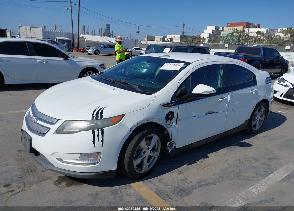 2013 CHEVROLET VOLT VIN: 1G1RE6E44DU141359