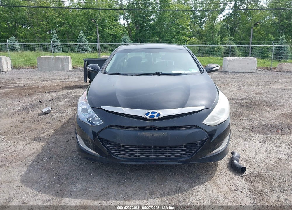 2015 HYUNDAI SONATA HYBRID VIN: KMHEC4A47FA123024