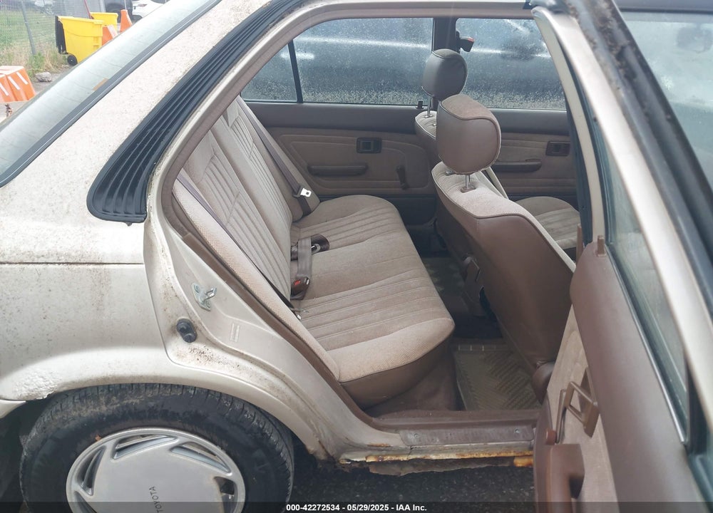 1992 TOYOTA COROLLA VIN: 1NXAE94A2NZ347113