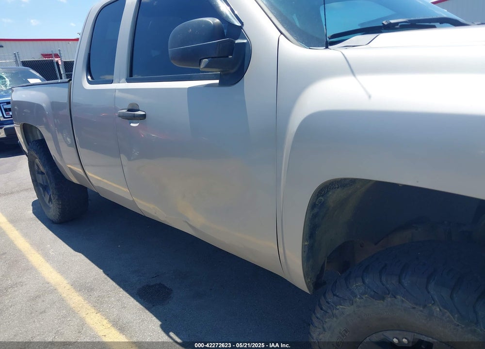 2007 CHEVROLET SILVERADO 1500 VIN: 1GCEK190X7Z567413