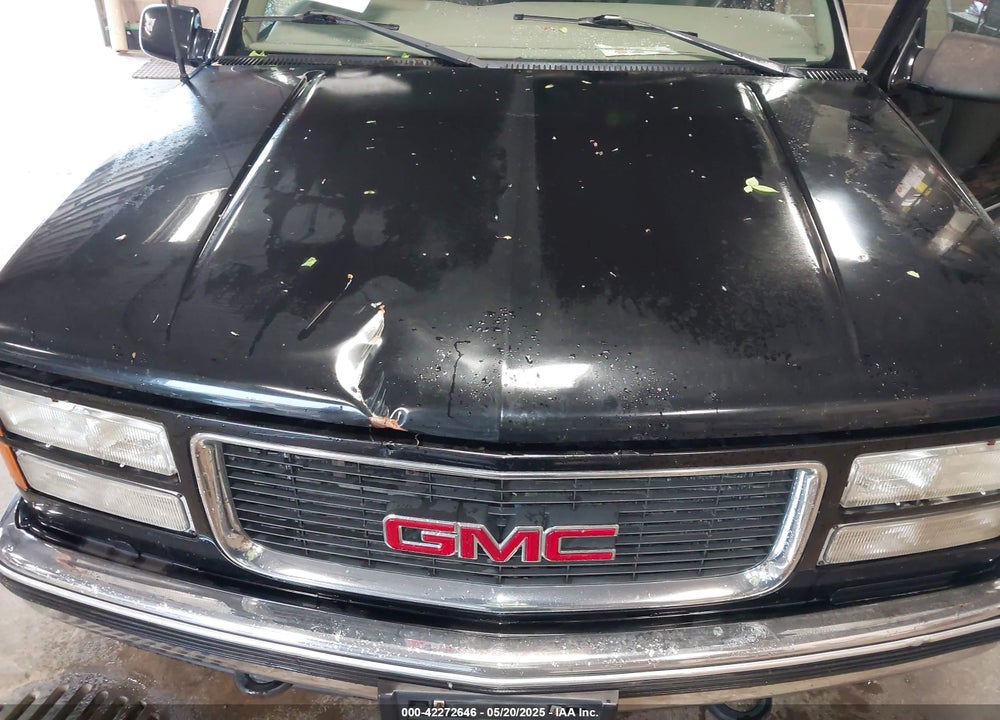 1999 GMC SUBURBAN 1500 SL VIN: 3GKFK16R3XG529761