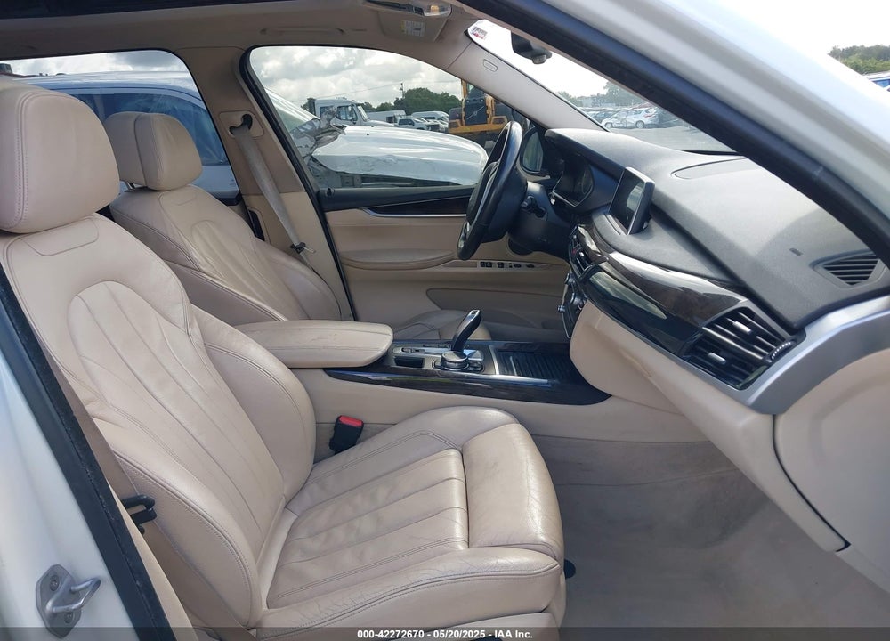 2015 BMW X5 VIN: 5UXKR0C55F0P05843