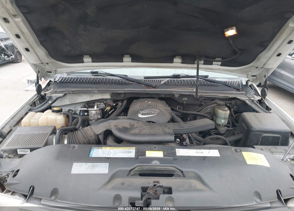2001 CHEVROLET SUBURBAN 1500 VIN: 1GNEC16T31J240988