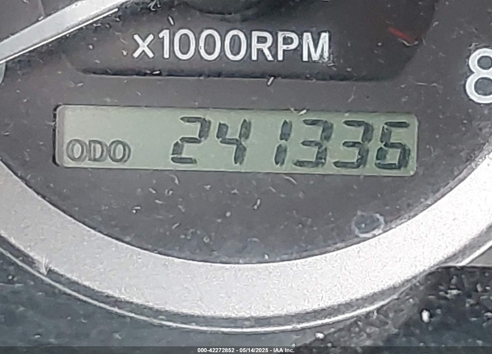 2008 TOYOTA SIENNA VIN: 5TDZK23C88S141135