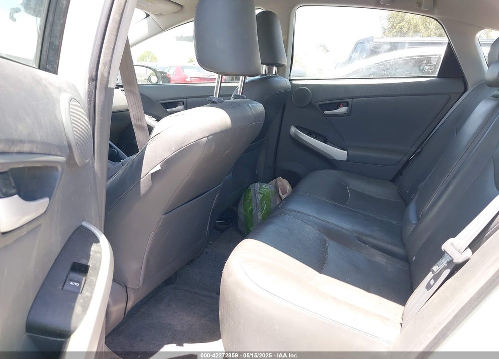 2011 TOYOTA PRIUS FOUR VIN: JTDKN3DU4B1332044