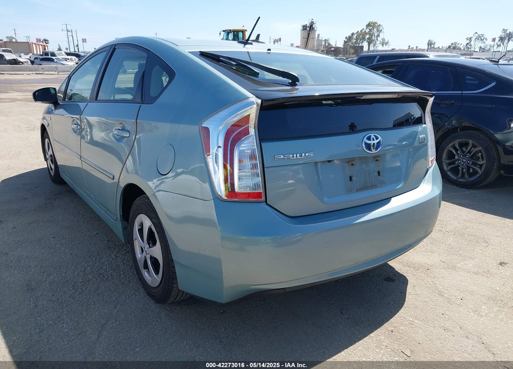 2014 TOYOTA PRIUS FOUR VIN: JTDKN3DU2E1841005