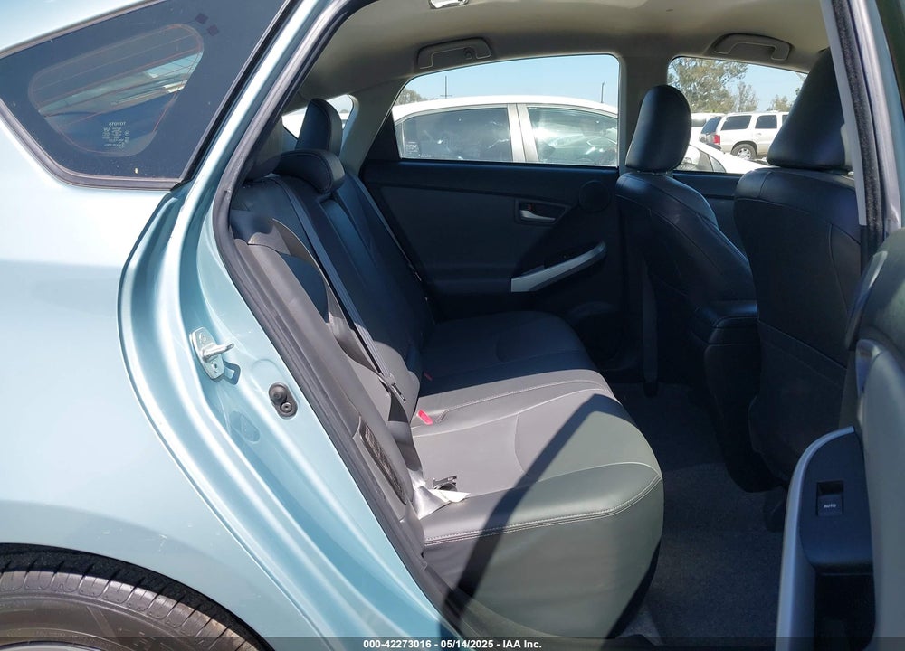 2014 TOYOTA PRIUS FOUR VIN: JTDKN3DU2E1841005
