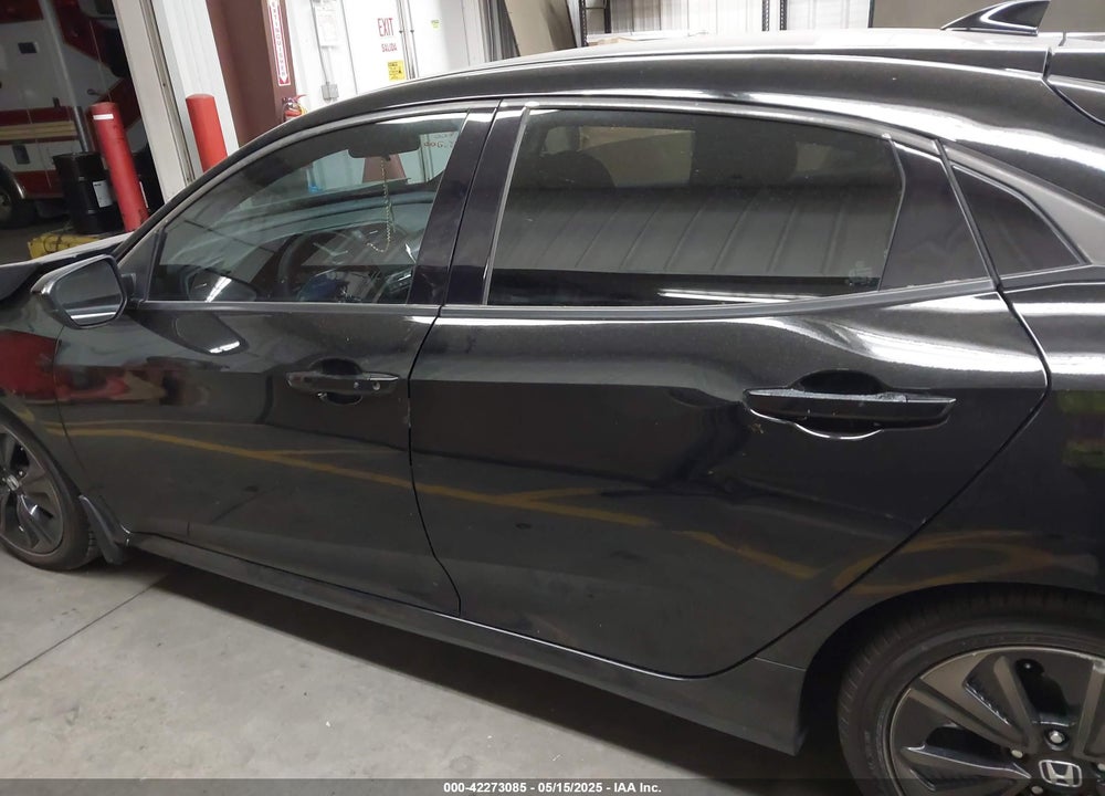2018 HONDA CIVIC VIN: SHHFK7H54JU229909