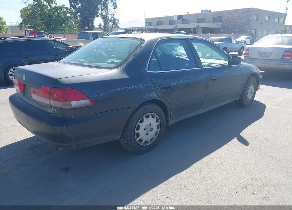 2001 HONDA ACCORD 2.3 LX VIN: 1HGCG65561A104084