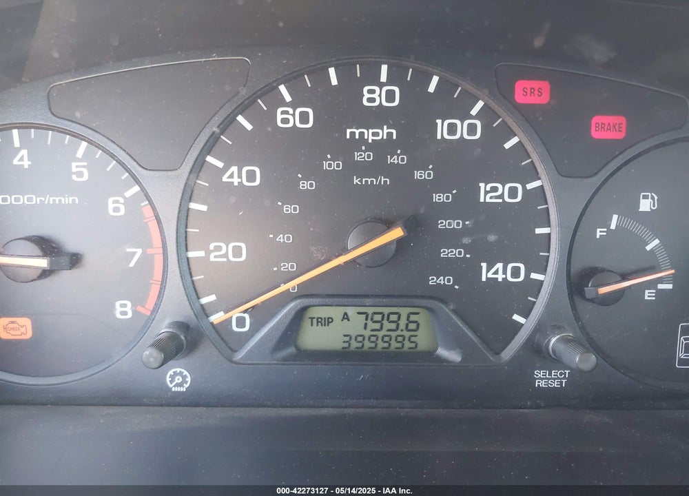 2001 HONDA ACCORD 2.3 LX VIN: 1HGCG65561A104084