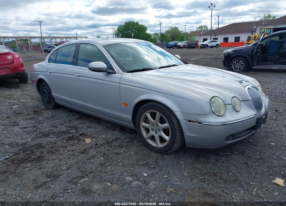 2005 JAGUAR S-TYPE 4.2L V8 VIN: SAJWA01U55HN25445