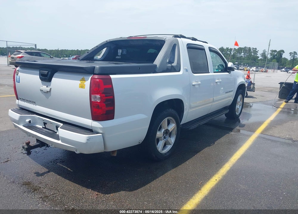 2007 CHEVROLET AVALANCHE 1500 LTZ VIN: 3GNEC12J17G147854