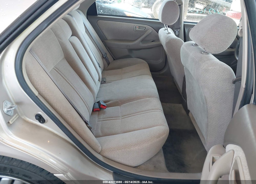 2001 TOYOTA CAMRY LE V6 VIN: 4T1BF22K31U965264