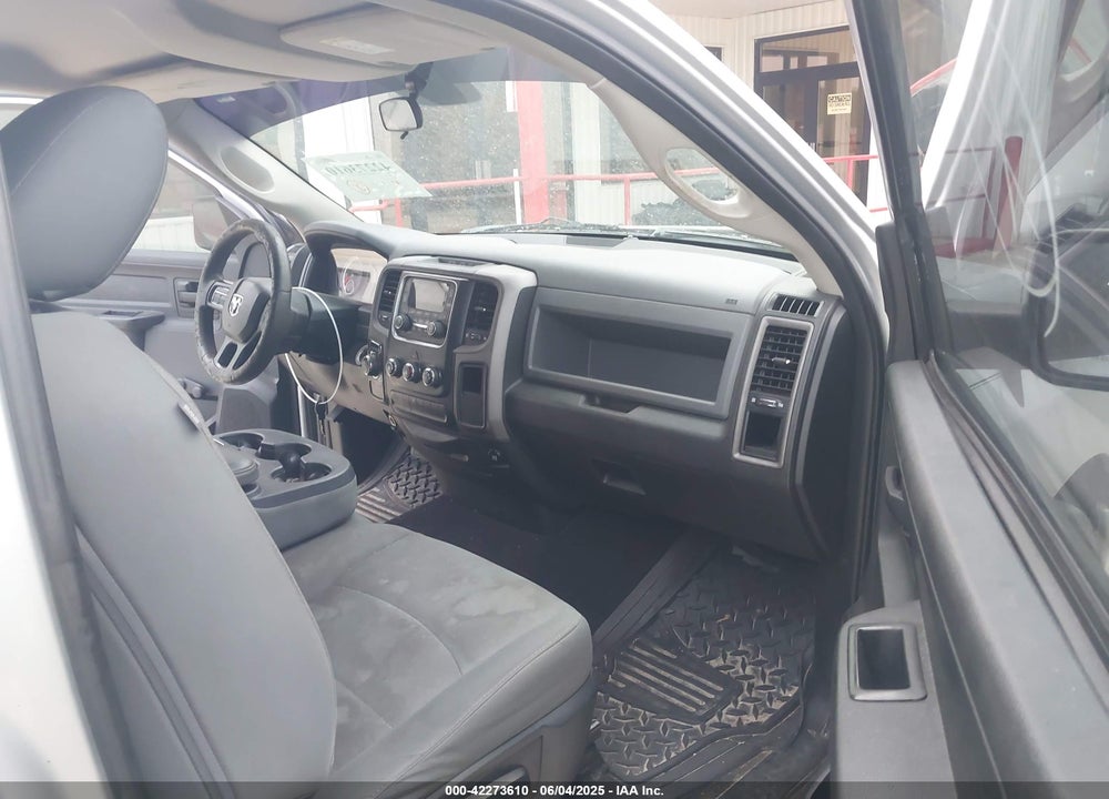 2014 RAM 1500 VIN: 3C6JR6AG8EG247527