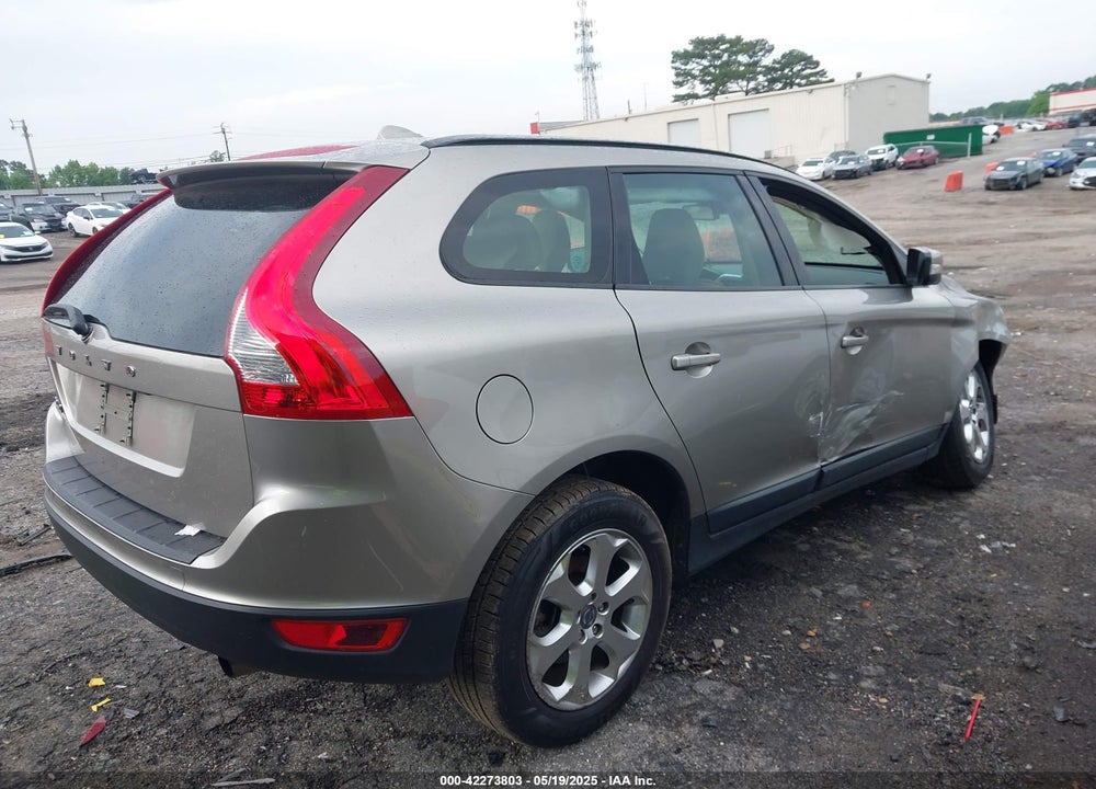 2013 VOLVO XC60 VIN: YV4952DL4D2452677