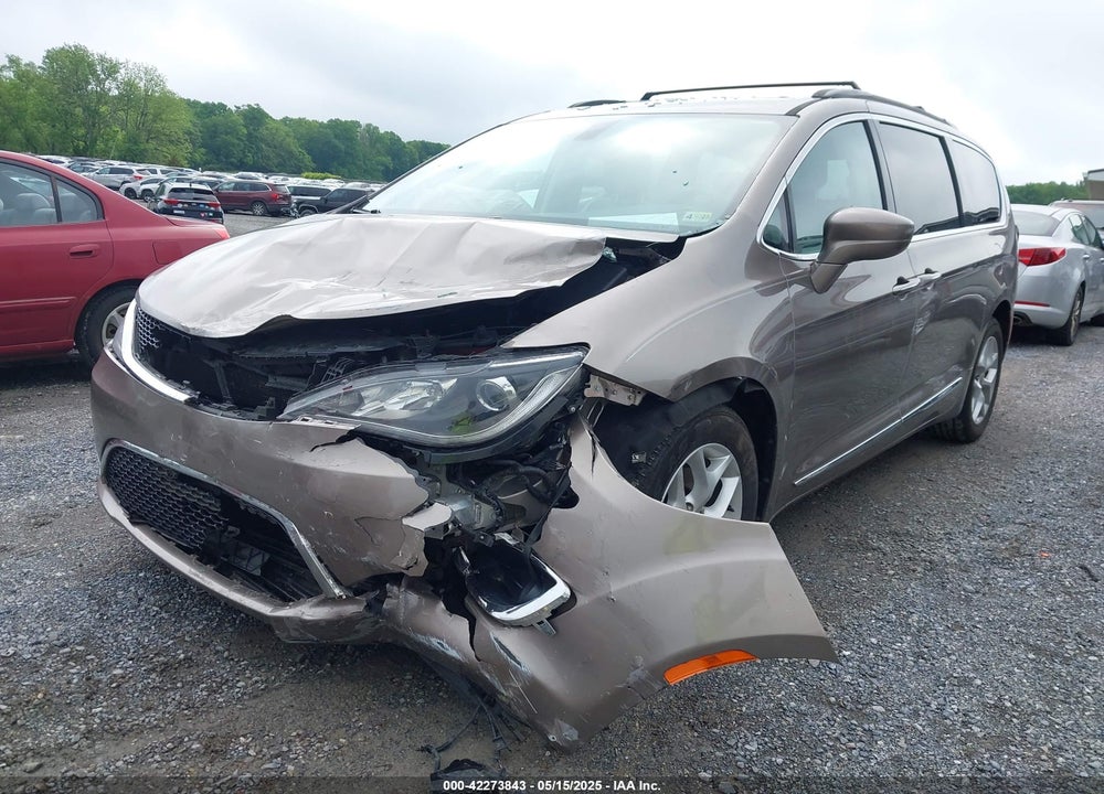 2017 CHRYSLER PACIFICA VIN: 2C4RC1BG6HR708284