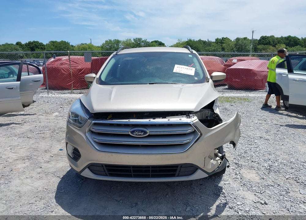 2018 FORD ESCAPE SEL VIN: 1FMCU0HD4JUD06861