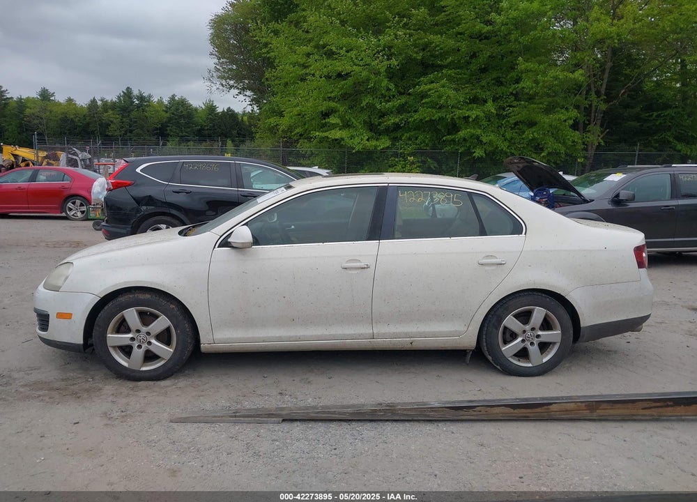 2008 VOLKSWAGEN JETTA VIN: 3VWRZ81K08M093880