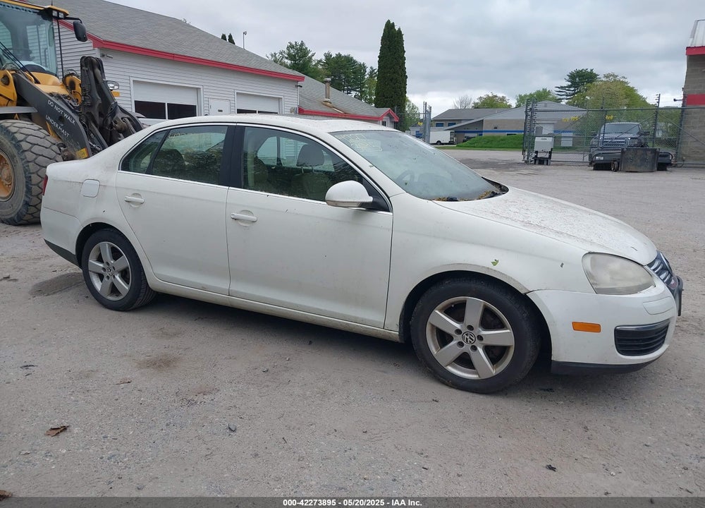 2008 VOLKSWAGEN JETTA VIN: 3VWRZ81K08M093880