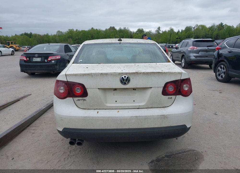 2008 VOLKSWAGEN JETTA VIN: 3VWRZ81K08M093880