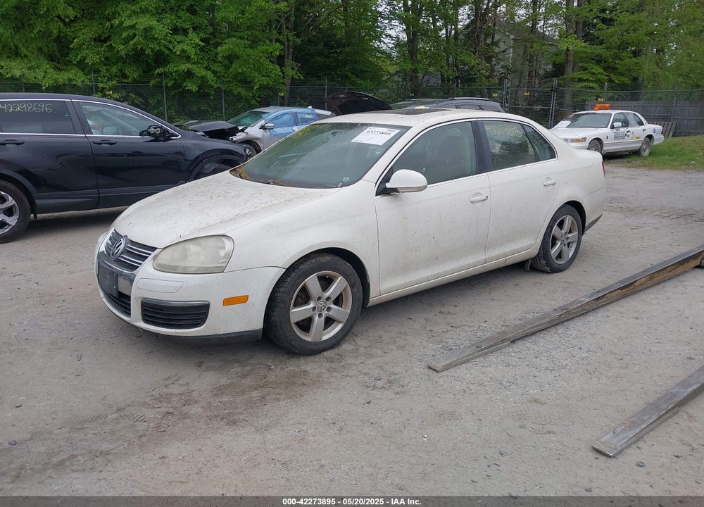 2008 VOLKSWAGEN JETTA VIN: 3VWRZ81K08M093880