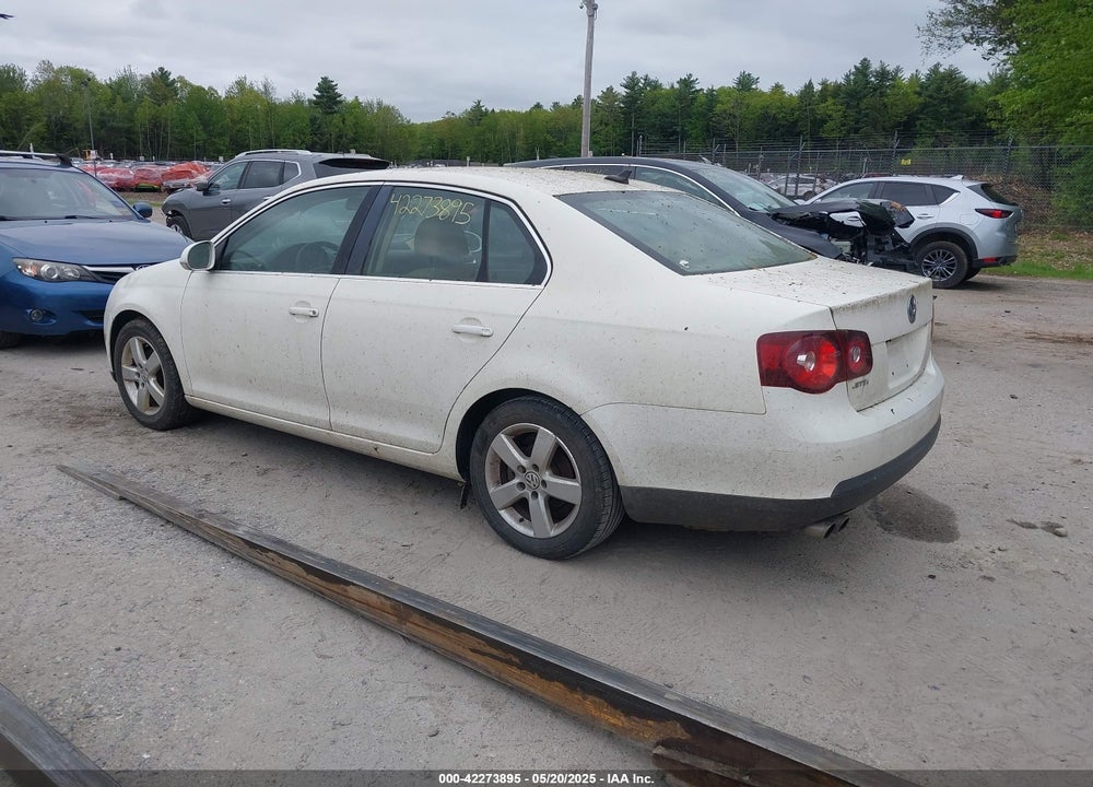 2008 VOLKSWAGEN JETTA VIN: 3VWRZ81K08M093880