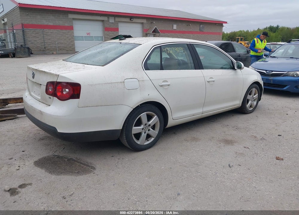 2008 VOLKSWAGEN JETTA VIN: 3VWRZ81K08M093880