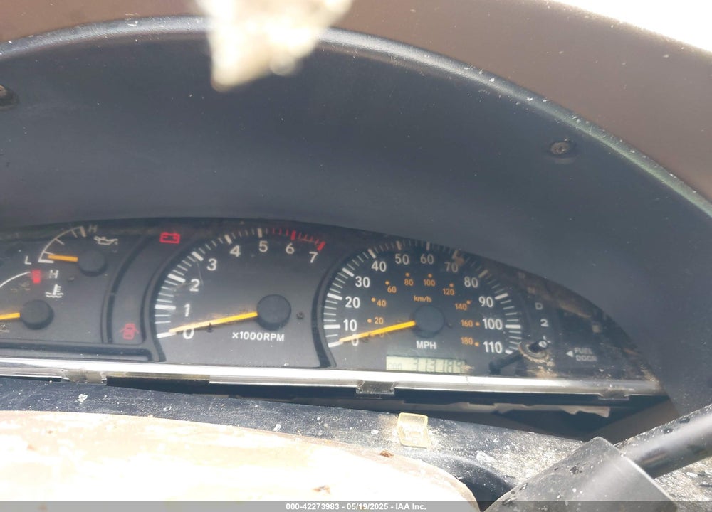 2003 TOYOTA TUNDRA LTD V8 VIN: 5TBBT48183S427084