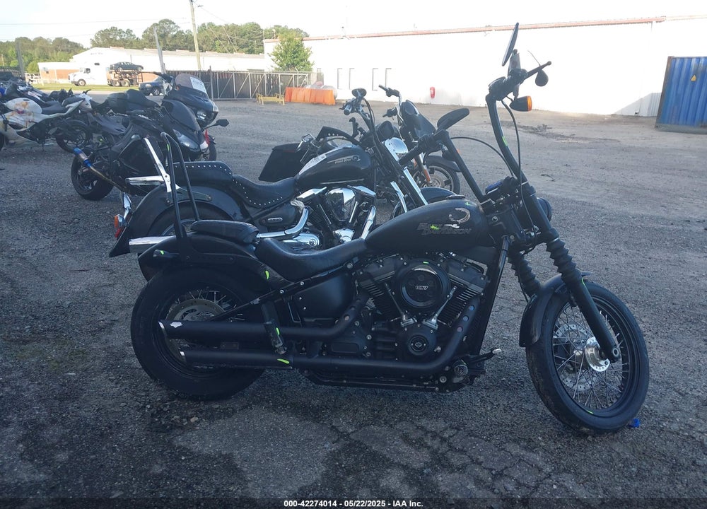 2018 HARLEY-DAVIDSON FXBB STREET BOB VIN: 1HD1YJJ12JC024695